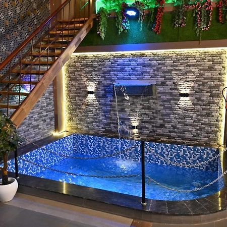 The Apple Tree Hotel Indore Extérieur photo